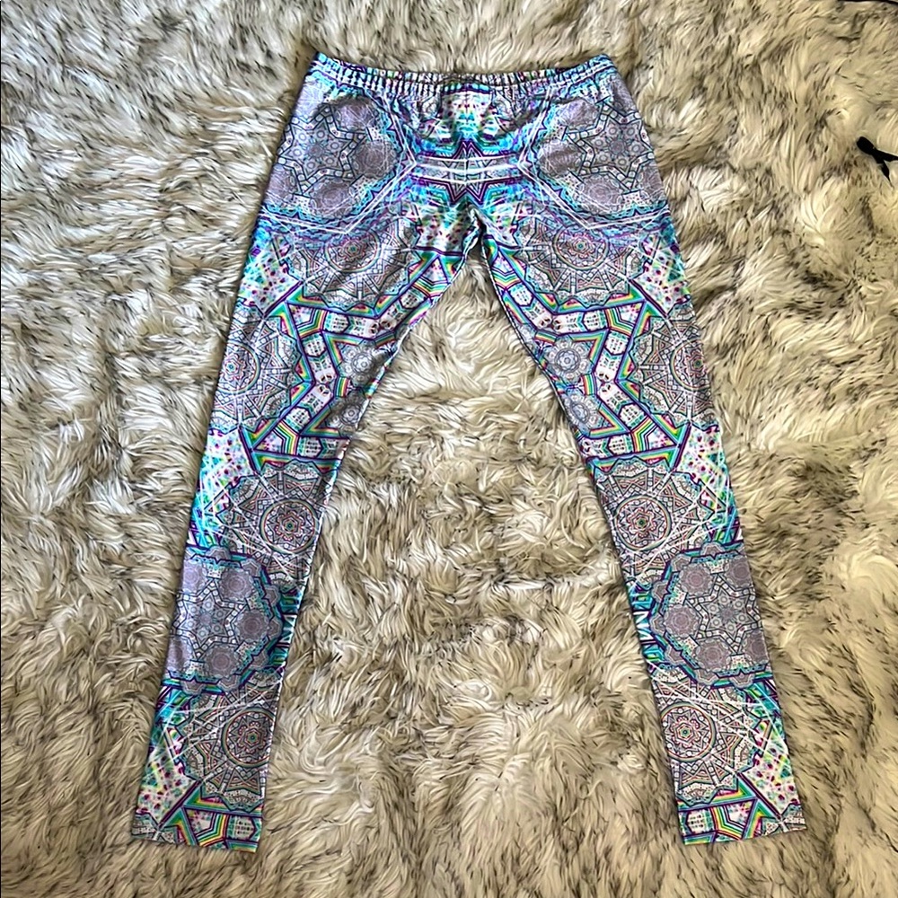 The Headspace Artist Series Leggings, Enon.